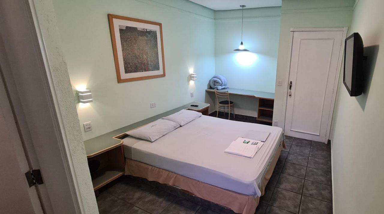 Giardino Hotel Itaquaquecetuba エクステリア 写真